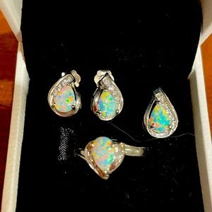 Opal and Diamond ring set. Sterling silver
